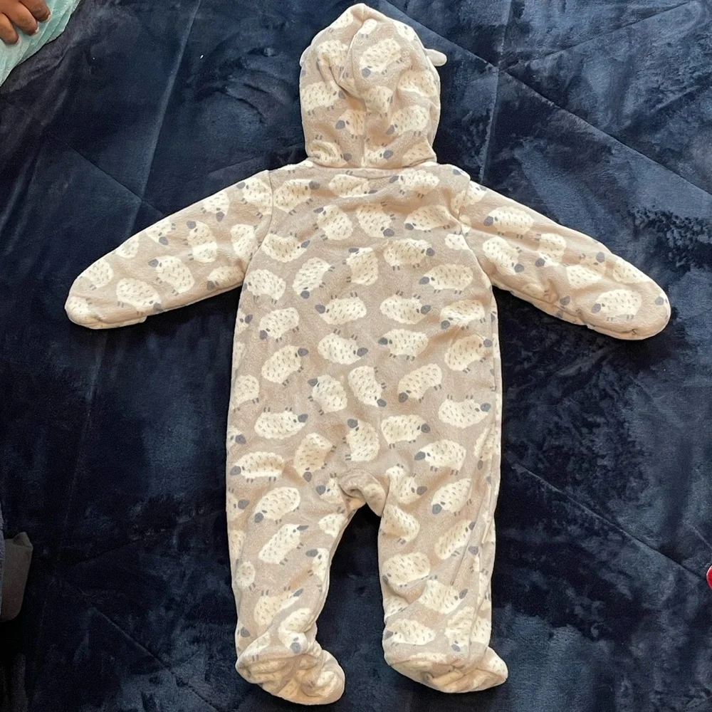Carter’s 6M Snowsuit Gray w/ Lamb Print, Hood w/ Ears‎